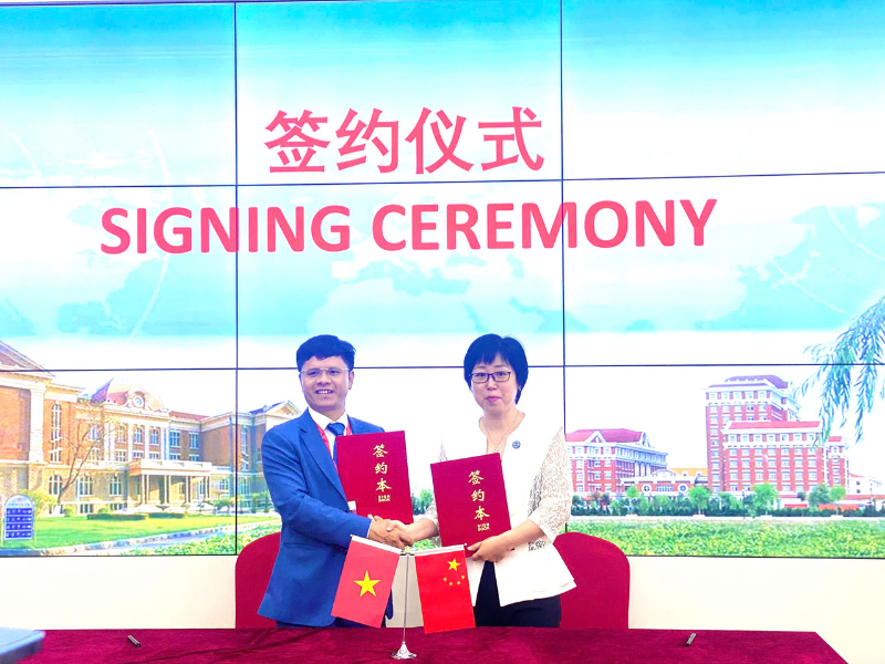 Trường Cao đẳng Ngoại ngữ – Công nghệ và Truyền thông (NCT College) ký kết hợp tác với Trường Đại học Ngoại ngữ Thiên Tân (TFSU)