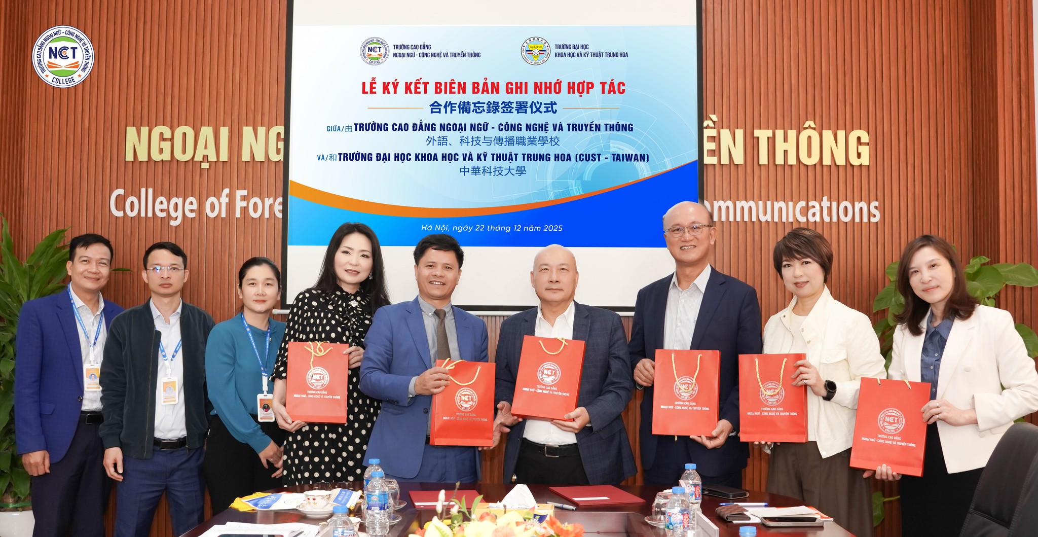 Tại buổi lễ, đại diện hai đơn vị đã trao đổi và thống nhất nhiều nội dung hợp tác