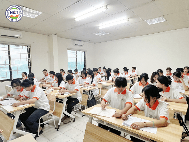 Kết nối doanh nghiệp – Thực tập, thực tế của sinh viên ngành Kế toán NCT College