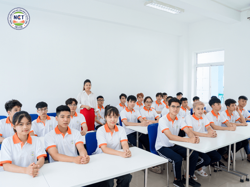 Sinh viên ngành Kế toán NCT College học những môn gì? Khung kiến thức từ cơ bản đến nâng cao
