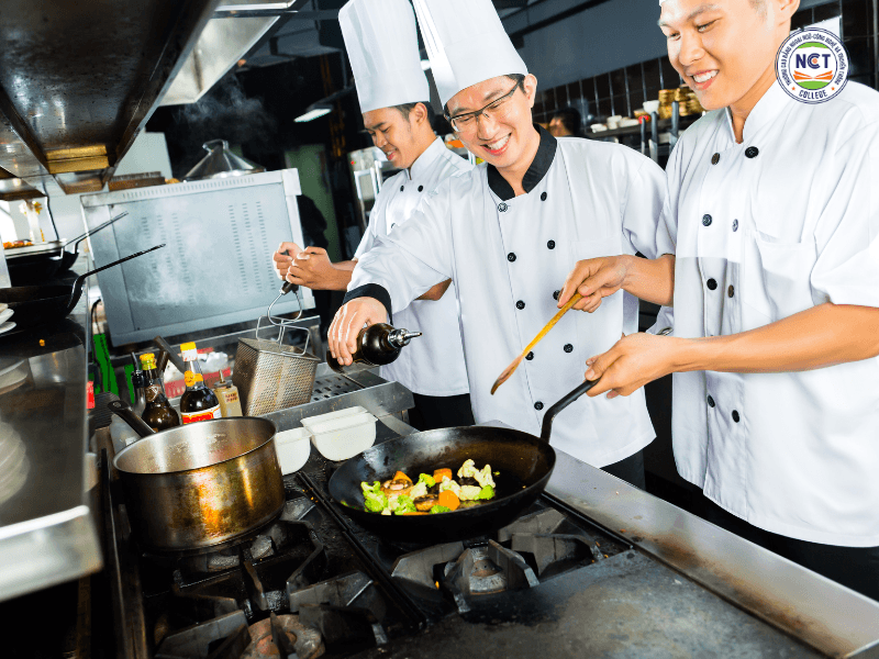 Lộ trình học ngành Kỹ thuật chế biến món ăn tại NCT College: từ sinh viên đến đầu bếp chuyên nghiệp