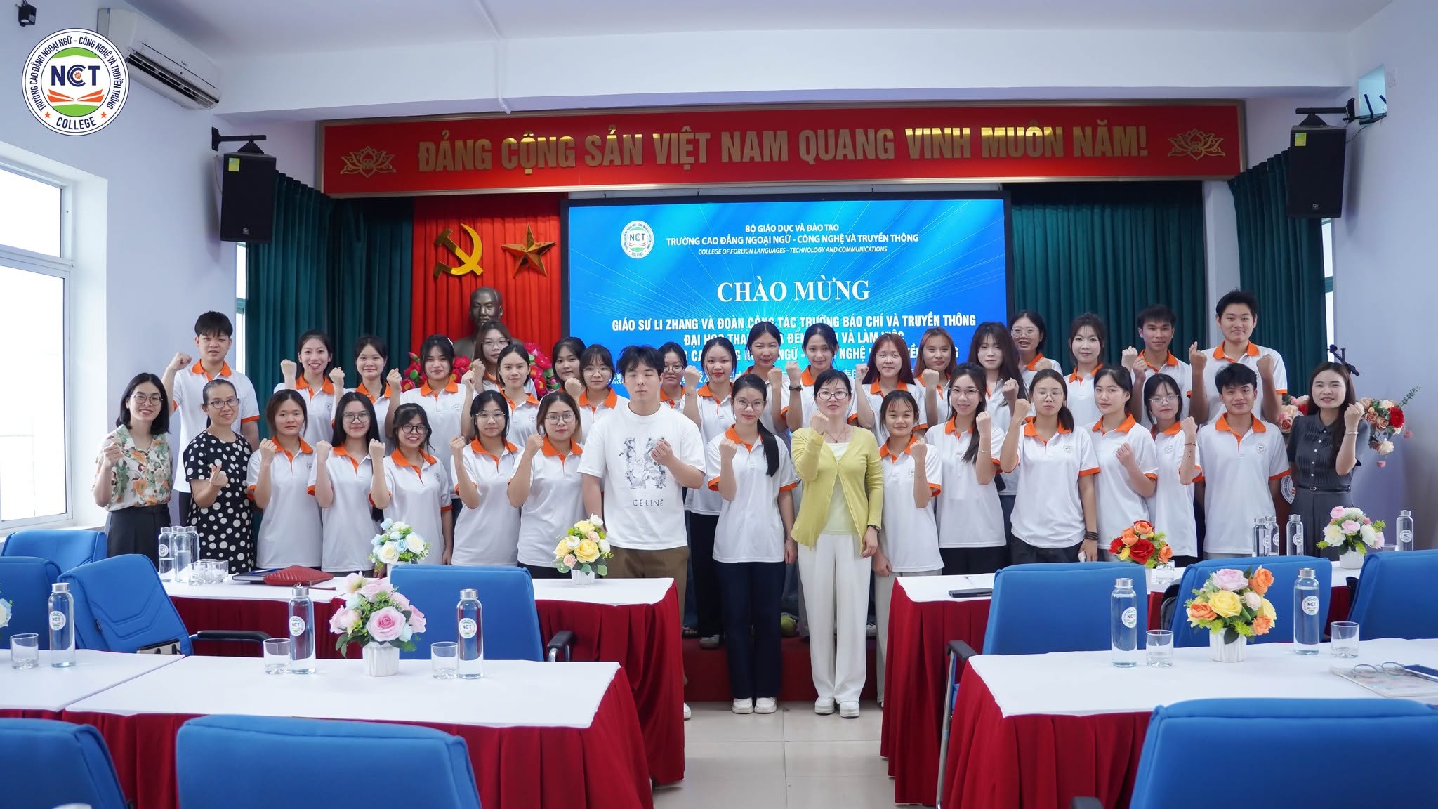 Sinh viên NCT College giao lưu cùng chuyên gia Đại học Thanh Hoa, cập nhật xu hướng truyền thông trong thời đại số